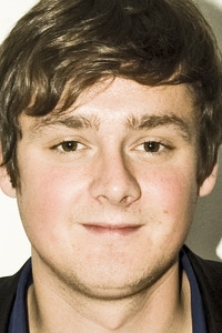 http://www.starity.hu/images/celebs/200x300/tom-chaplin-1121.jpg